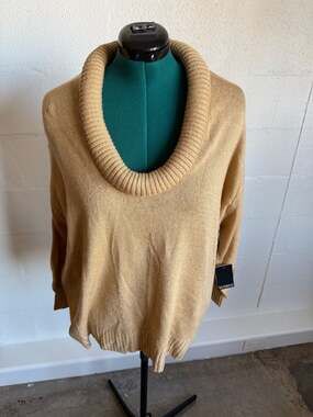 Round Neckline Slouchy Sweater